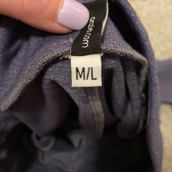 Onzie Heathered Denim Capri Cut Out Leggings - Picture 6 of 6